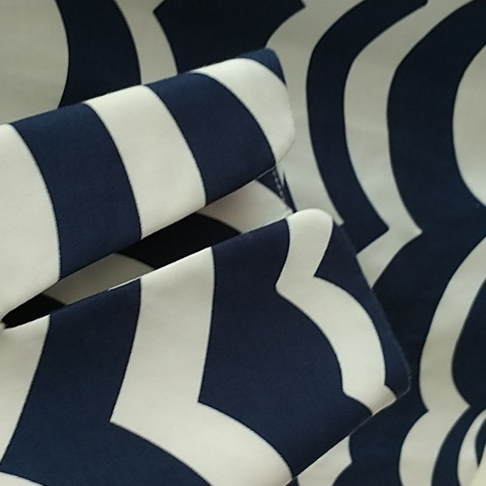 Elizabeth McCay Navy White Graphic Print Blouse V Neck 6 - Picture 9 of 13